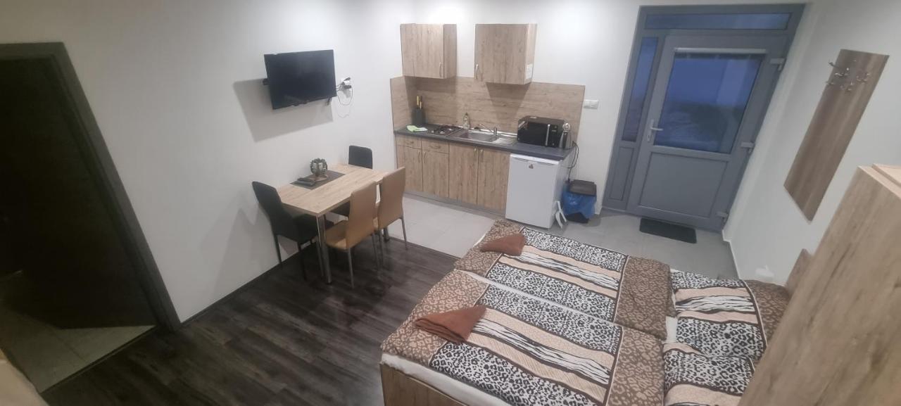 Alexej Apartmany Veľký Meder Exterior foto